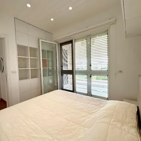 Villa Seaside Symphony Bay Of Lalzi Beach
